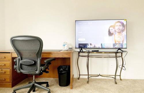 Winchester Casa | Vista Oasis Retreat - Southern California Wine Country - Mountain Views