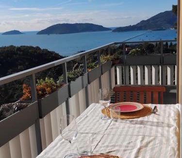 San Terenzo Apartamento | vista sul blu ,Baia Blu, Lerici