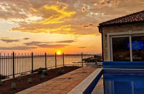 Rtina Villa | Vista Villas - Sweet Life Apartment Villa S