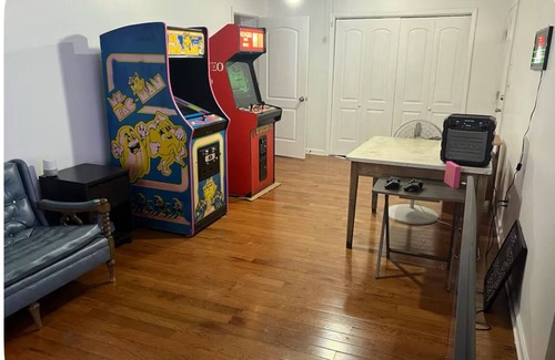 New Market Casa | Vivian’s Cozy Retreat : 4-bdrm w/ WiFi & Game Room , AC in marvelous New Market