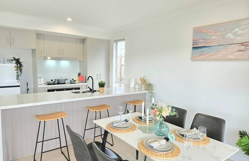 Logan Reserve Casa | Vivid Logan In Your Trip