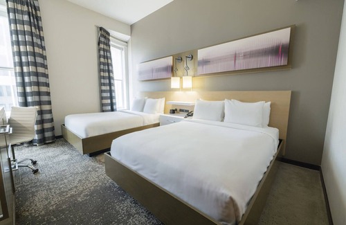 Downtown Memphis Hotel | voco Hotel Napoleon Memphis by IHG