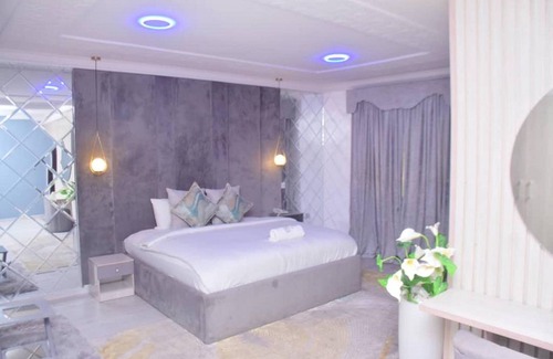 Lagos Casa | Volantis Gold