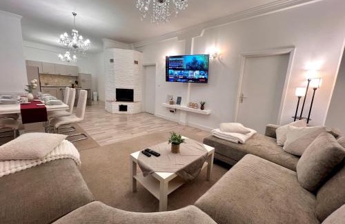 Crimmitschau Apartamento | Vollausgestatte Ferienwohnung für 5 Personen