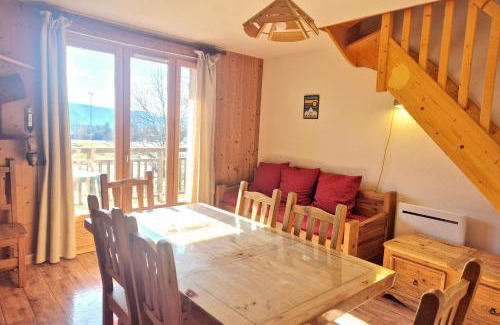 La Feclaz Chalet De Esquí | Votre Havre de Paix en Montagne - chalet 6 personnes avec piscine et sauna