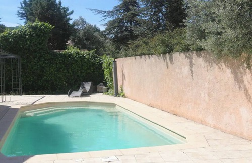 Lancon-Provence Casa | Votre Maison-piscine au Soleil !