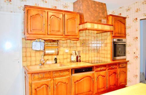 Nieul-sur-Mer Villa | Votre séjour, votre événement, Maison 3 chambres, jardin privé,wifi, proche La Rochelle, proche golf et plages, services sur mesure