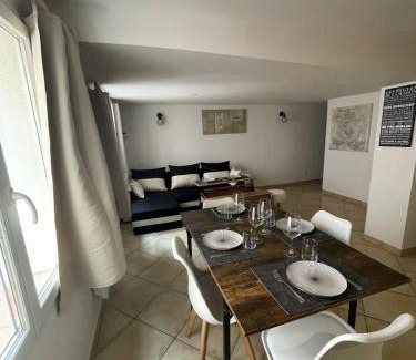 Riez Apartamento | Vous viendrez vivre ici , 3 pièces châtaignier garage à moto