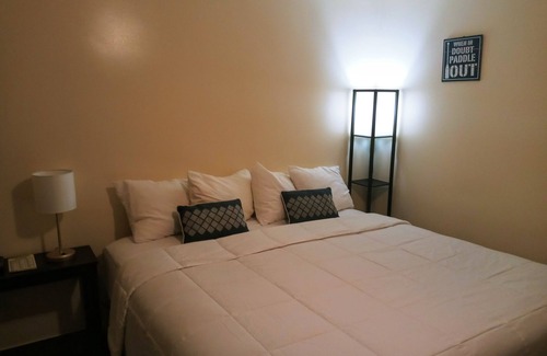 Two Harbors Hotel | Voyageur Motel