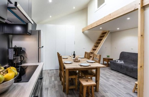 Allevard Apartamento | Vrbo Property