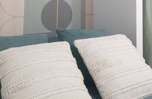 Bretigny-sur-Orge Cabina | Vrbo Property