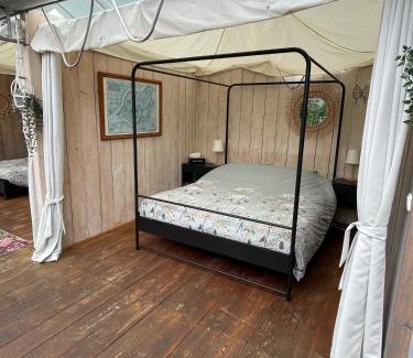 Hank Casa | Vrijstaande accommodatie Glamping de Kas InN
