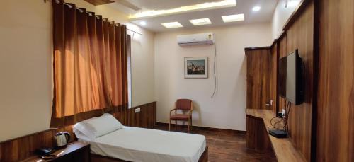 Hindaun Hotel | Vrindavan Resort