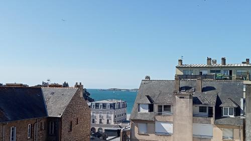 Dinard Apartamento | Vue mer, 150 m de la plage, hyper centre
