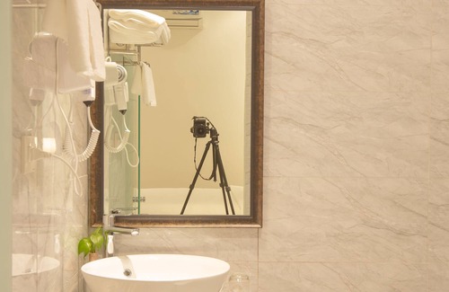 Thanh Xuan Hotel | Vyhouse Hanoi Hotel