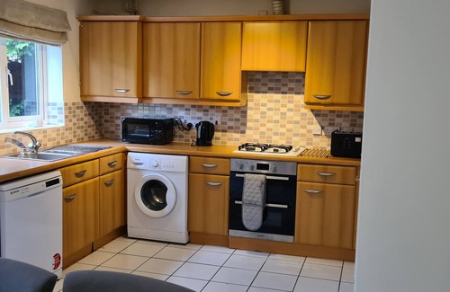 Newark upon Trent Casa | Vyna Place-Close to City Hospital