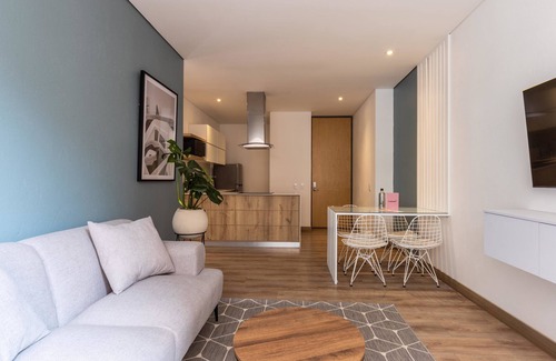 Zona Rosa Apartamento | w Amazing 2BR in Chico
