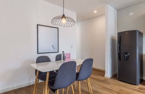 Antiguo Country Apartamento | w* | Industrial 2BR in Parque Virrey