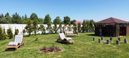 Nowa Słupia Casa | W Malinowym Chruśniaku