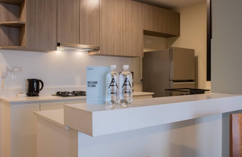 Miraflores Apartamento | w Modern 2BR w Scenic Balcony Close to Kennedy Park