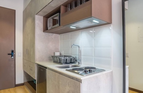 Antiguo Country Apartamento | w Modern Loft in Parque Virrey