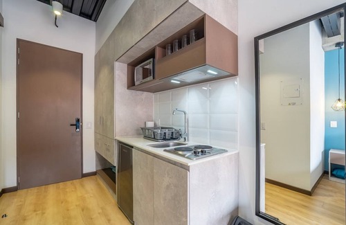 Antiguo Country Apartamento | w Modern Loft in Parque Virrey