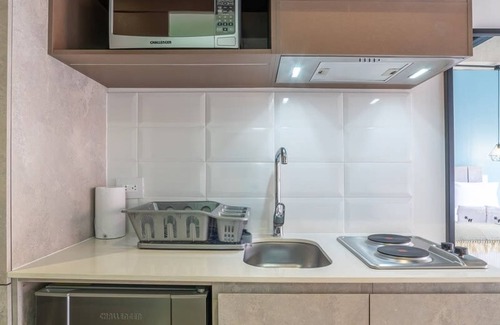 Antiguo Country Apartamento | w Modern Loft in Parque Virrey