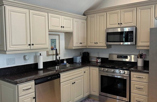 Muskego Casa | W179-Pearl · Muskego Getaway