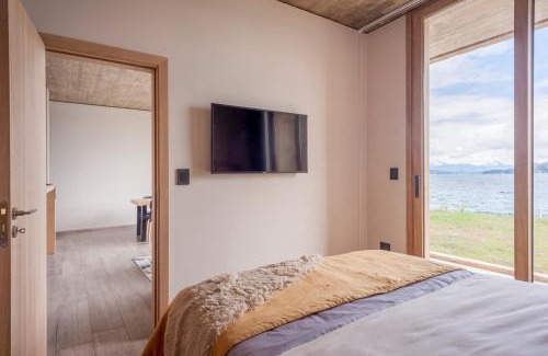 Playa Bonita Complejo | Wa One Lake Homes