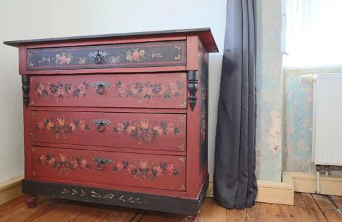 Mugeln Apartamento | Wachsmuts gemütliche Bleibe mir alter Wandmalerei