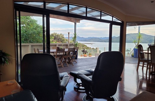 Russell Casa | Waikare Retreat - Impresionantes vistas
