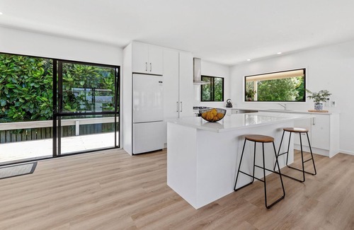 Point Wells Casa | Waimanu Bliss Escape - Point Wells Holiday Home