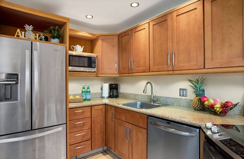 Kihei Apartamento | Waiohuli Beach Hale Ocean View Condos with Parking