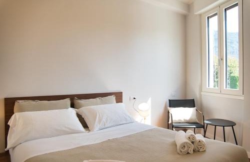 Lecco Apartamento | Wake of the lake - bright waterfront apartment