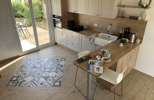 Plouescat Casa | Despertar con vistas al mar, en el corazón de Porsguen, 3 dormitorios, chimenea, jardín cerrado