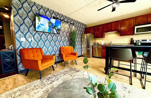Sandusky Condominio | Wake Up To Water Views In This Lakefront Gem By Cedar Point Kalahari Sports Force