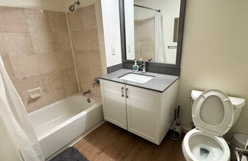 Hudson Exchange Apartamento | Walk 3 min to Path station 1 bd one stop Manhattan in New Jersey