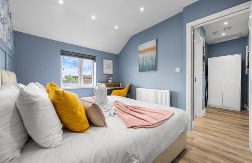 Bedford Apartamento | Walk from station , Comfy King Size , ideal work stays