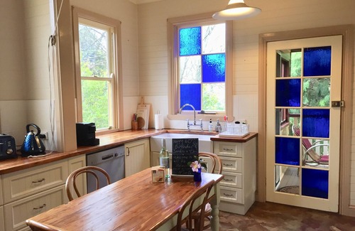 Leura Casa | 'Holmcroft' Sth Leura - 4 habitaciones y 2 salones / comedores - calle tranquila. Camina Leura.