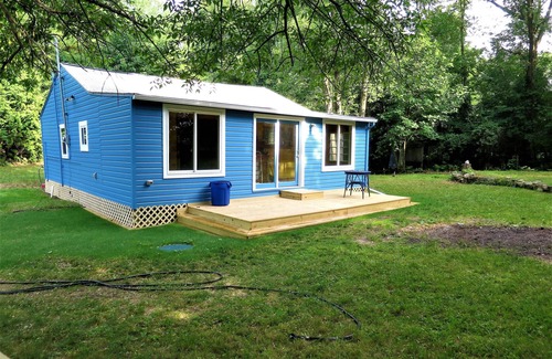 Malletts Bay Cabaña | Walk Softly, There’s a Dream Here!