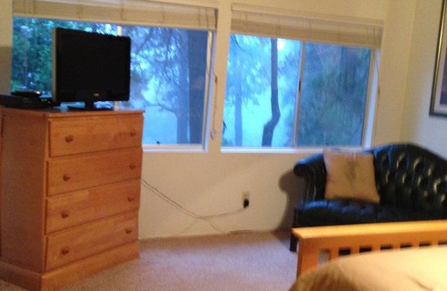 Lake Arrowhead Cabina | 2 kayaks / anillo de fuego de propano / uso gratuito de la playa / parque / senderos PASS