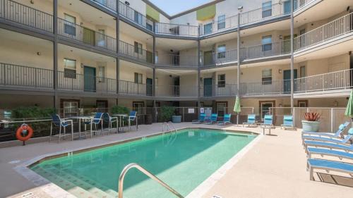 Tempe Apartamento | Walk To ASU Near Sloan Prk Pool Gym Parking WD