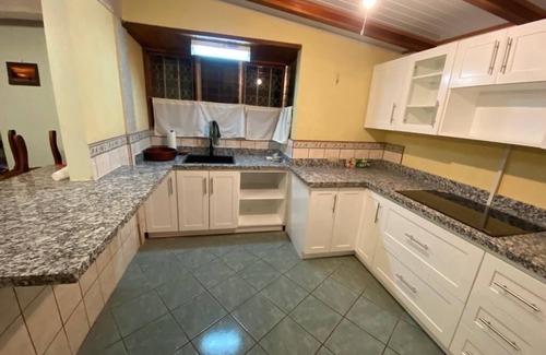 La Chorrera Condominio | Walk to beach and many shops in Playas del Coco , Costa Rica