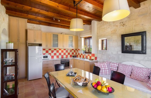 Rapaniana Villa | ¡Camina hacia la playa! Lujo y serenidad, casa junto al mar