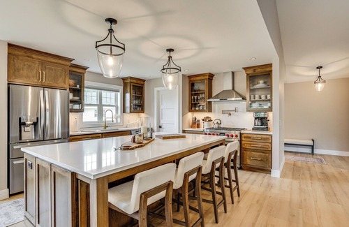 Elkhart Lake Casa | Walk to Beaches + Restaurants: Elkhart Lake Escape