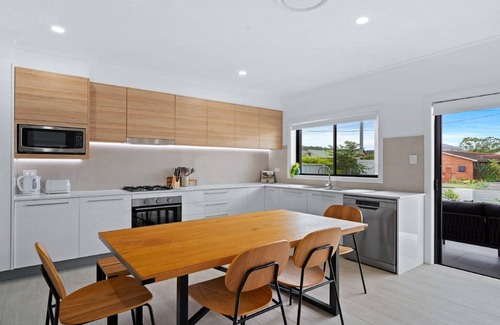 Booker Bay Apartamento | Stay 7, pay 5 these school holidays- cafes/ beach