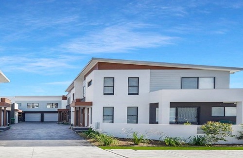 Booker Bay Apartamento | Stay 7, pay 5 these school holidays- cafes/ beach