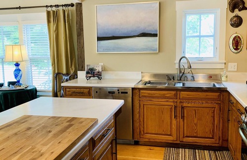 Chatham Casa | ¡Camina hasta Chatham Main St., boutiques, restaurantes, galerías y vida nocturna!