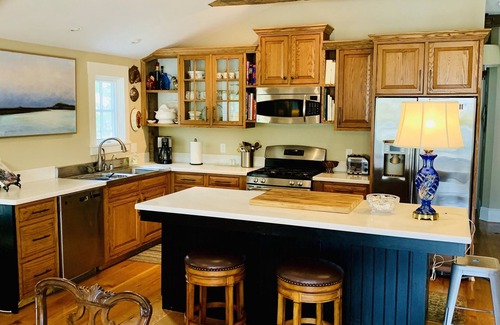 Chatham Casa | ¡Camina hasta Chatham Main St., boutiques, restaurantes, galerías y vida nocturna!