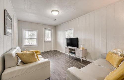 Downtown Branson Casa | Walk to Dtwn Branson Pet-Friendly Home!